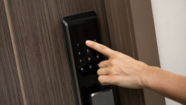 Recommended Smart Door Lock for HDB in Singapore (2026): Fire-Rated Models, Prices & HDB Rules